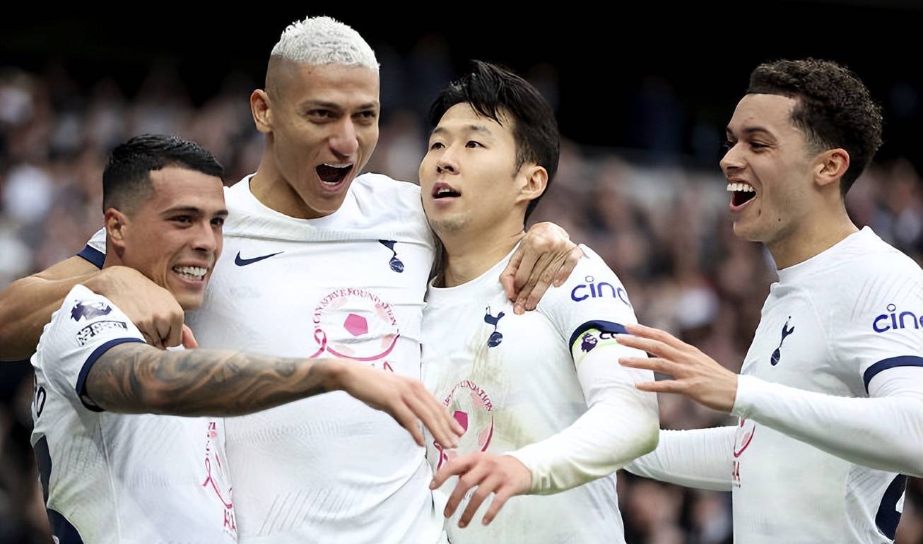 关于今晨突围战来临，法兰克福围绕英超调整名单，目标明确，轮换策略成焦点的信息