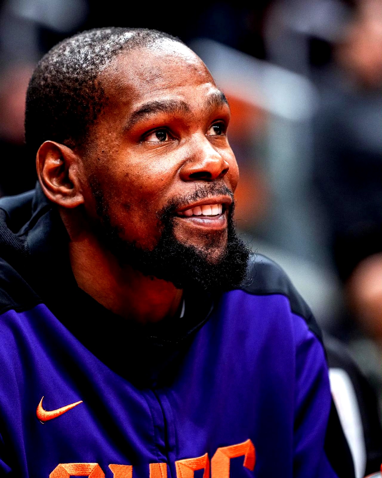 关于杜兰特连续十二场比赛得分超过赛况扑朔迷离，掘金挑战极限！的信息